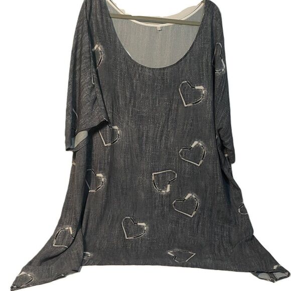Women's Shein 5XL Tunic with Hearts - Picture 1 of 10